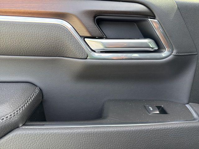 new 2025 GMC Sierra 1500 car, priced at $74,595