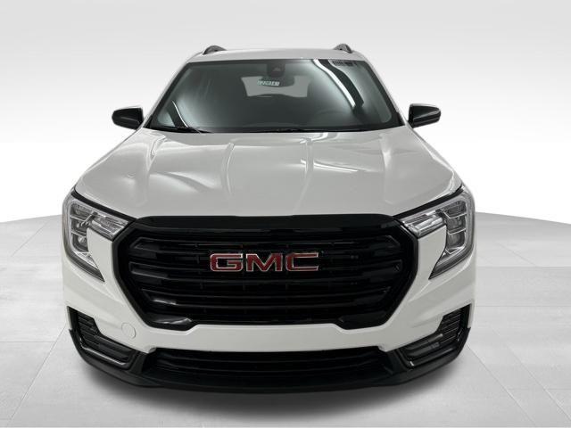 new 2024 GMC Terrain car, priced at $30,365