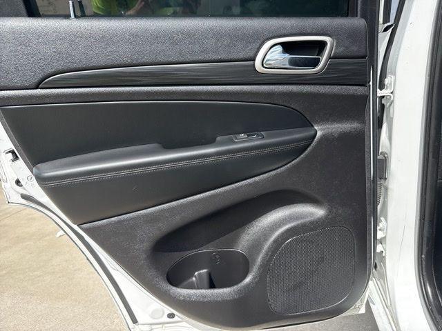 used 2021 Jeep Grand Cherokee car, priced at $18,994