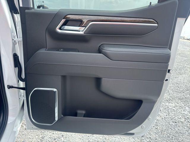 new 2025 GMC Sierra 1500 car, priced at $57,940