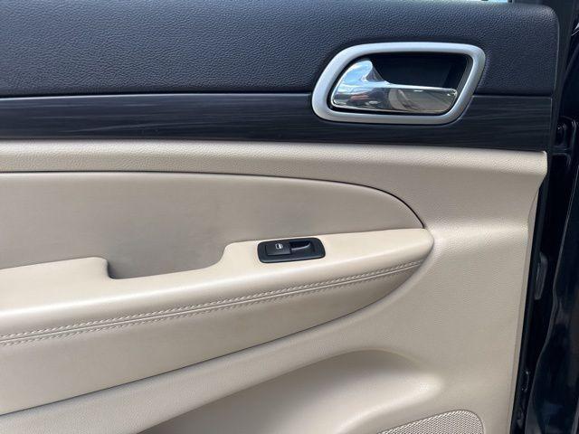 used 2022 Jeep Grand Cherokee WK car, priced at $22,990