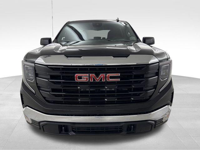 new 2025 GMC Sierra 1500 car, priced at $45,995