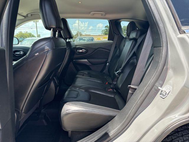 used 2021 Jeep Cherokee car, priced at $23,100