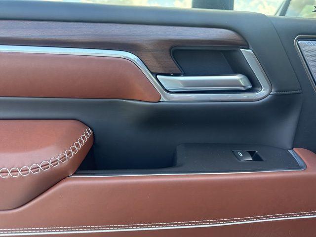 new 2025 GMC Sierra 2500 car, priced at $92,995