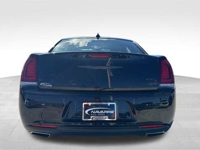 used 2022 Chrysler 300 car, priced at $26,995