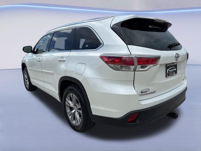 used 2014 Toyota Highlander car, priced at $14,995