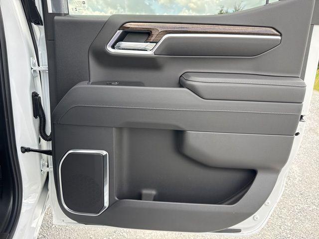 new 2025 GMC Sierra 1500 car, priced at $58,735