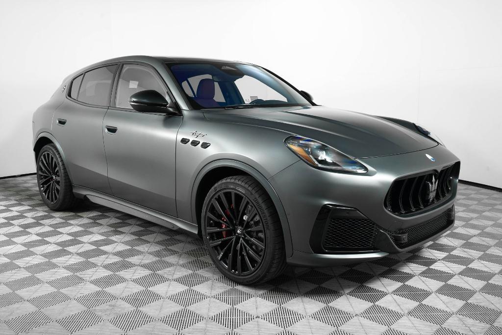 new 2025 Maserati Grecale car, priced at $136,405