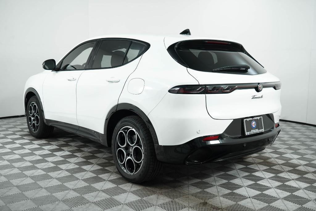 new 2025 Alfa Romeo Tonale car, priced at $49,990