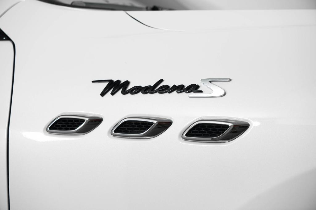used 2022 Maserati Levante car, priced at $68,000