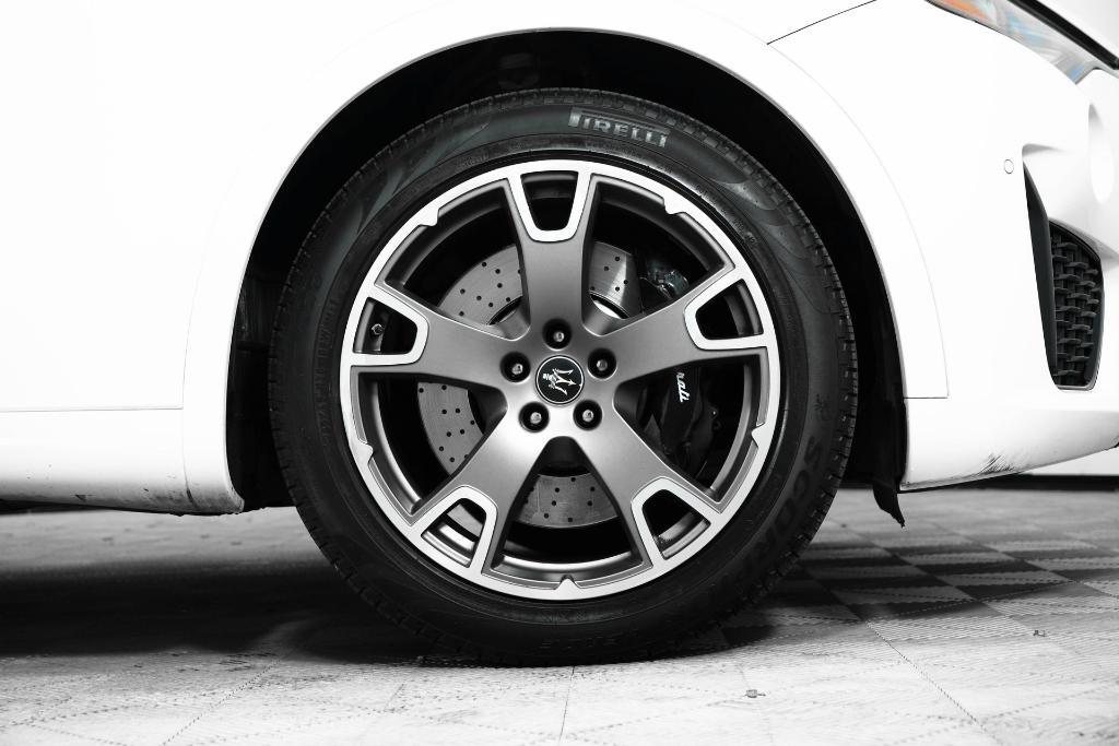 used 2023 Maserati Levante car, priced at $35,000