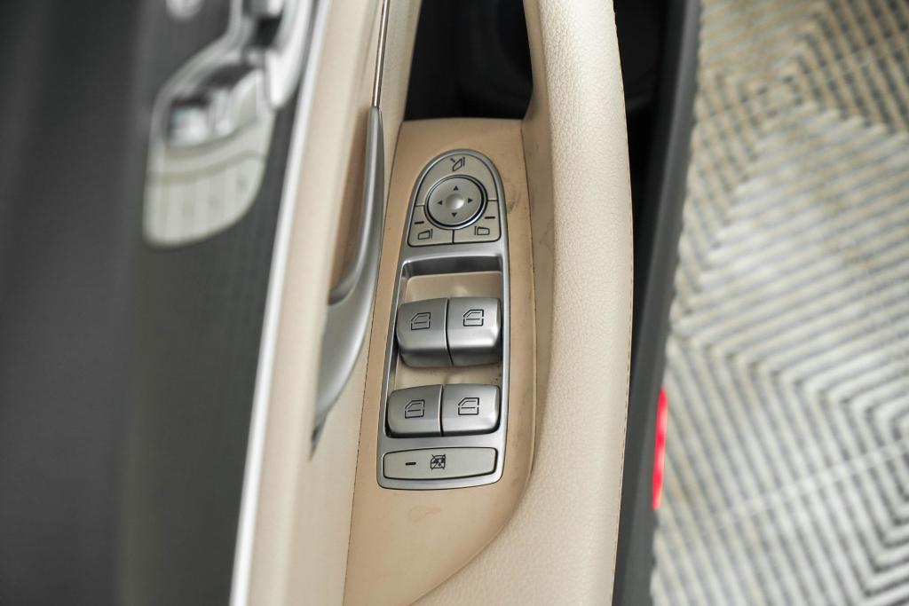 used 2022 Mercedes-Benz E-Class car, priced at $46,870