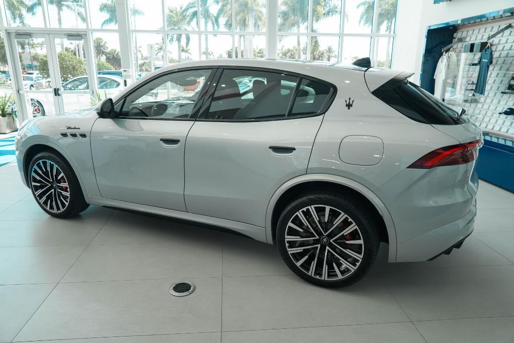new 2025 Maserati Grecale car, priced at $101,625