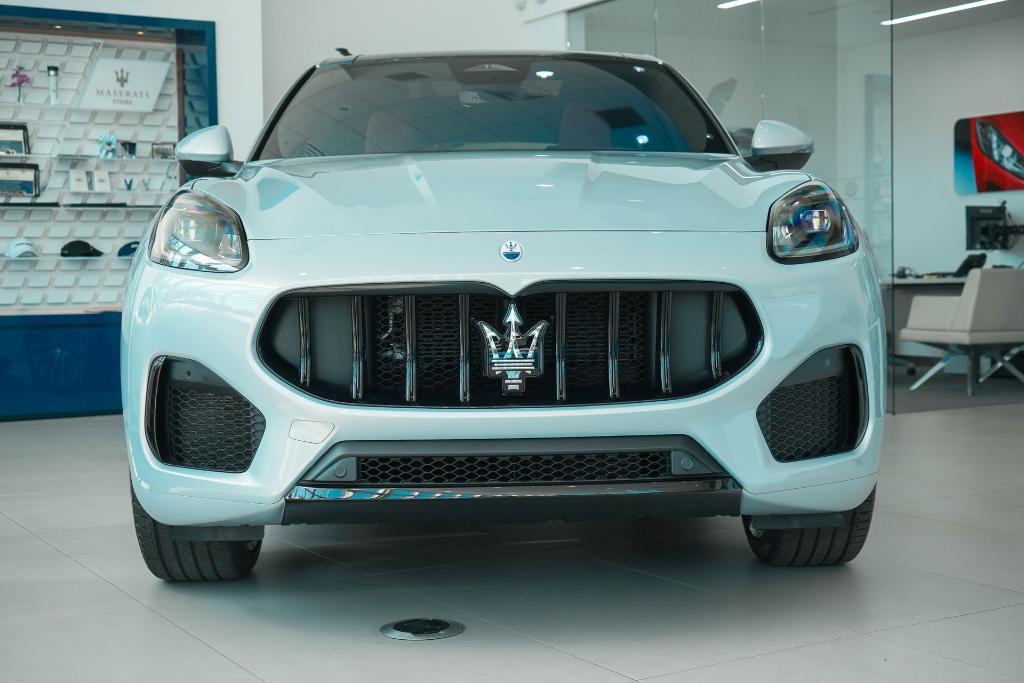 new 2025 Maserati Grecale car, priced at $101,625
