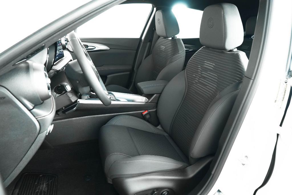 new 2025 Alfa Romeo Tonale car, priced at $38,530