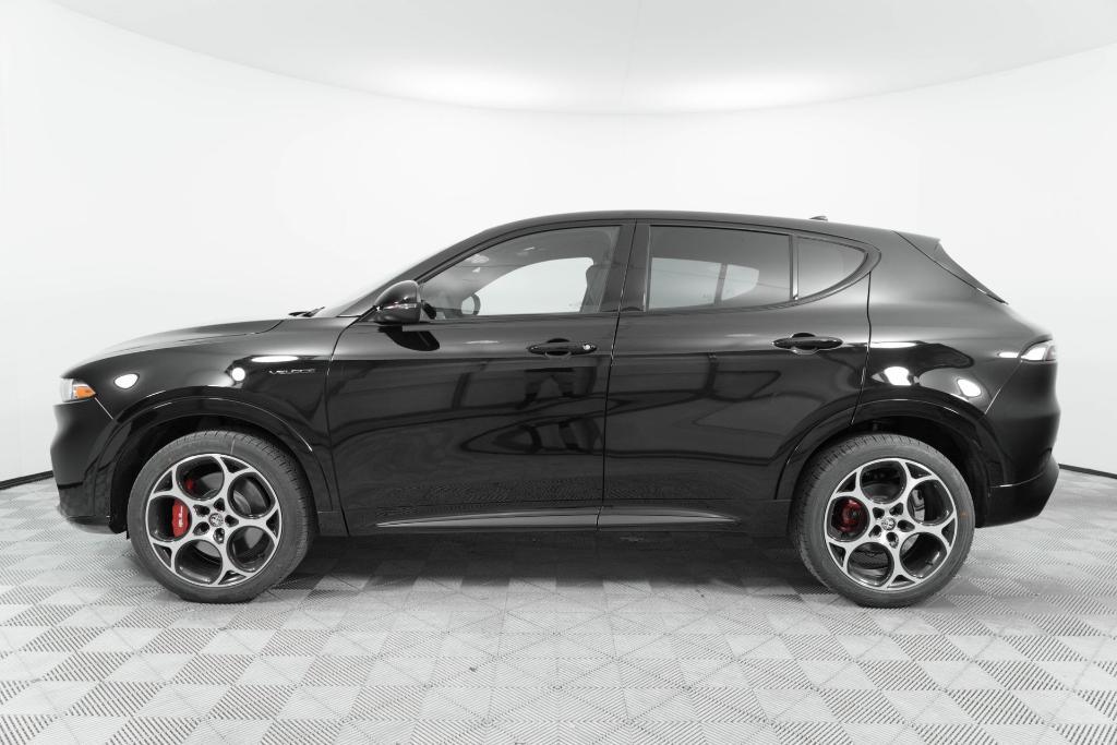 new 2025 Alfa Romeo Tonale car, priced at $46,125