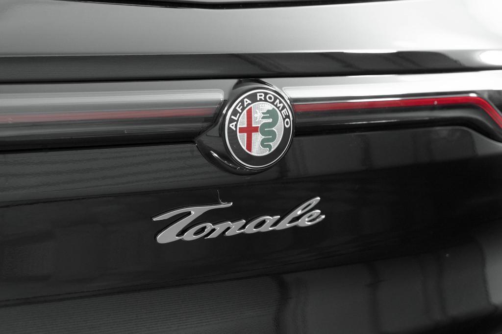 new 2025 Alfa Romeo Tonale car, priced at $46,125