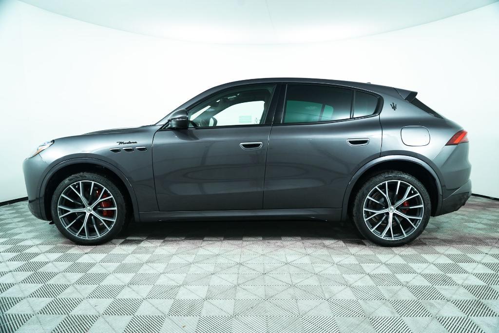 new 2024 Maserati Grecale car, priced at $78,920