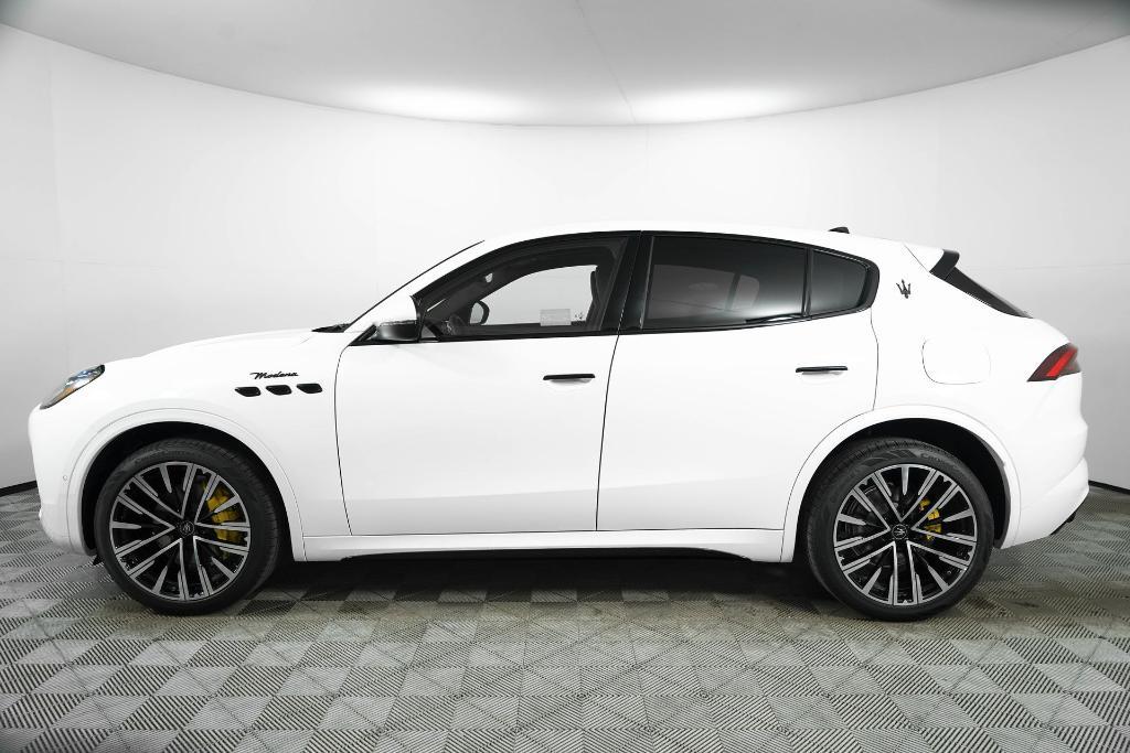 new 2025 Maserati Grecale car, priced at $100,945