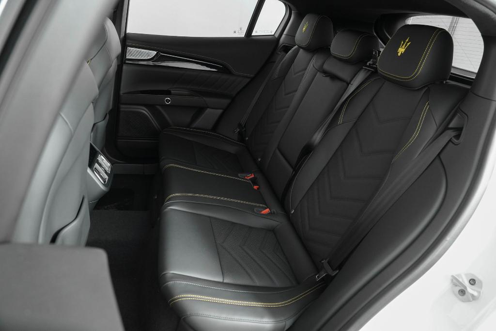 new 2025 Maserati Grecale car, priced at $100,945