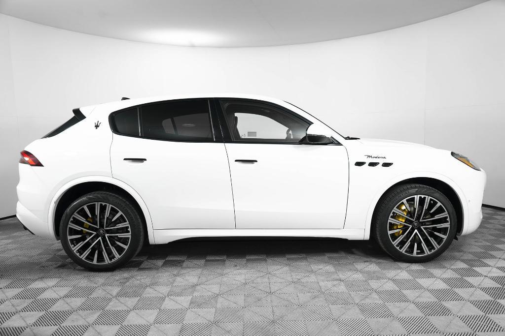 new 2025 Maserati Grecale car, priced at $100,945