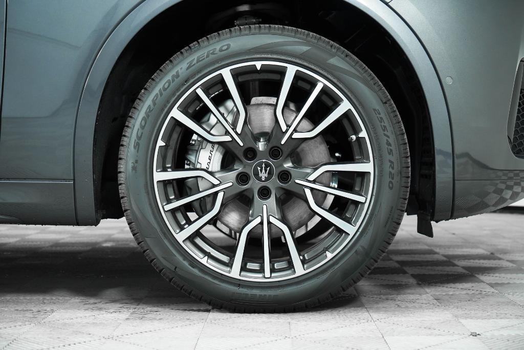 new 2025 Maserati Grecale car, priced at $84,845