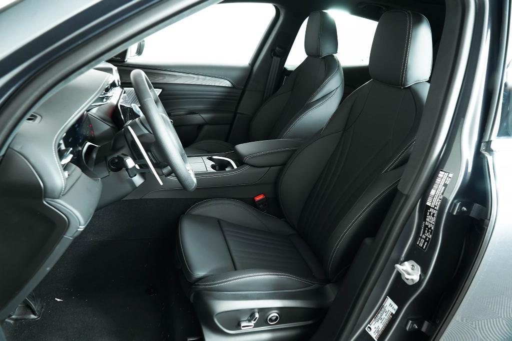 new 2025 Maserati Grecale car, priced at $84,845