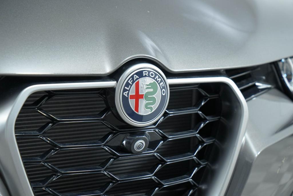 new 2024 Alfa Romeo Tonale car, priced at $43,950