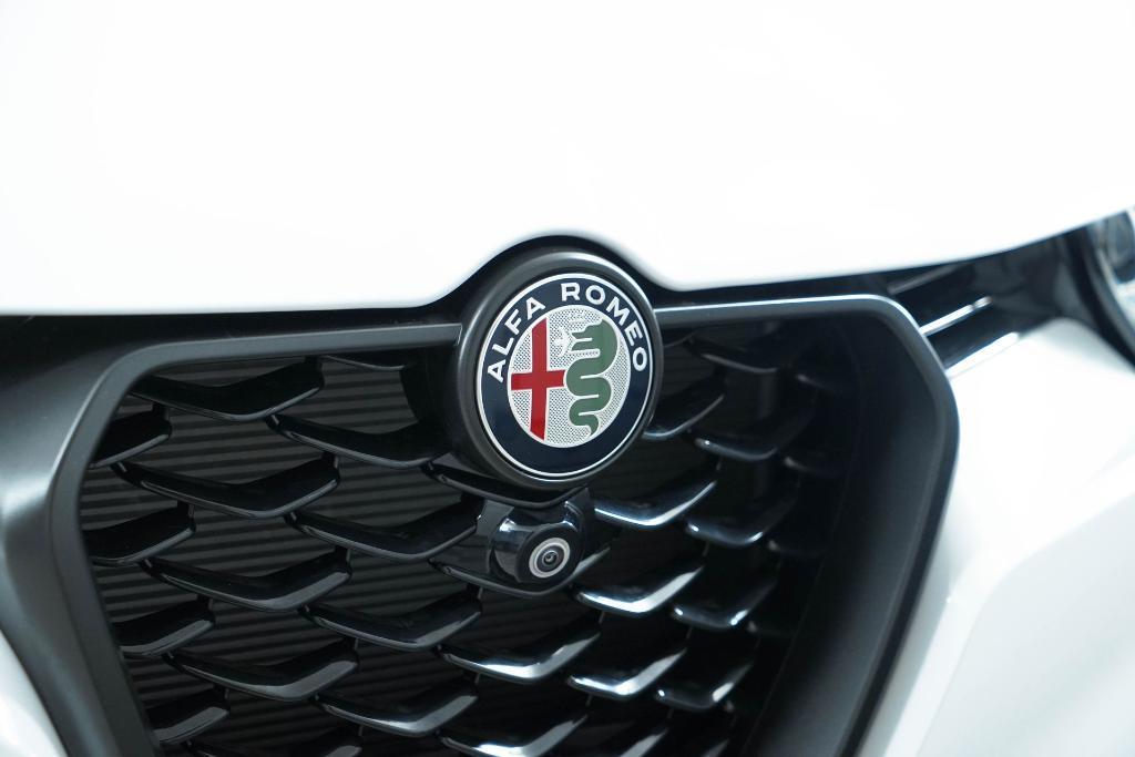 new 2024 Alfa Romeo Tonale car, priced at $45,290