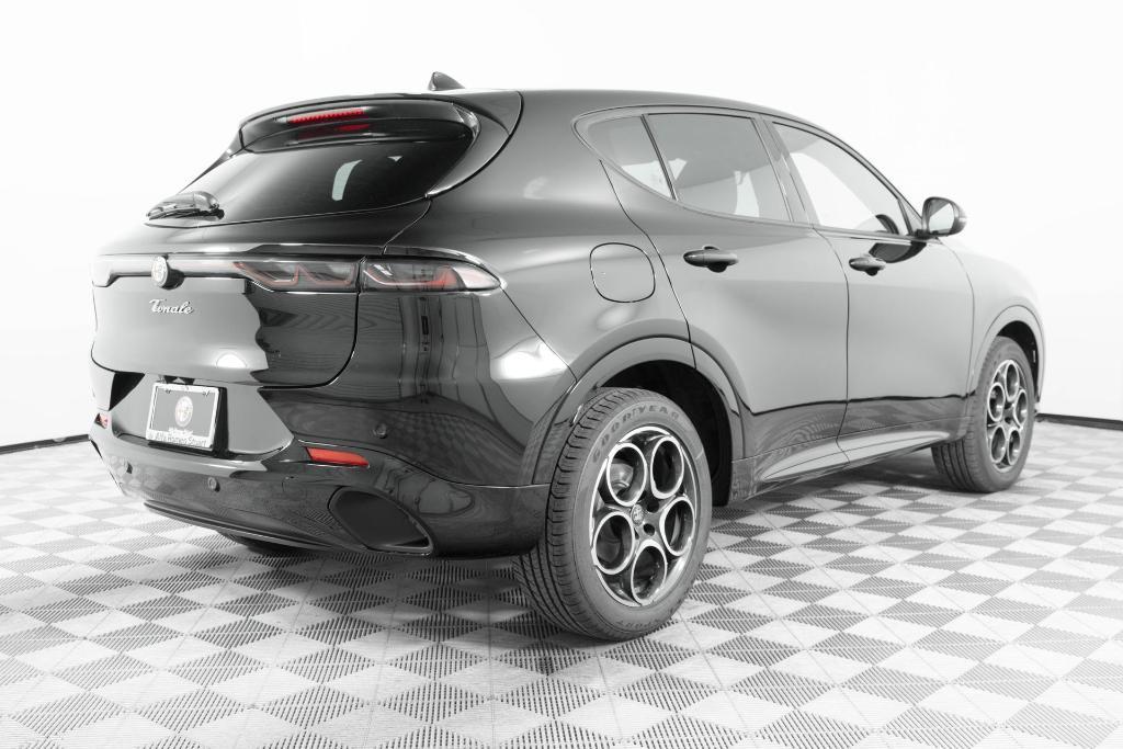 new 2025 Alfa Romeo Tonale car, priced at $48,725