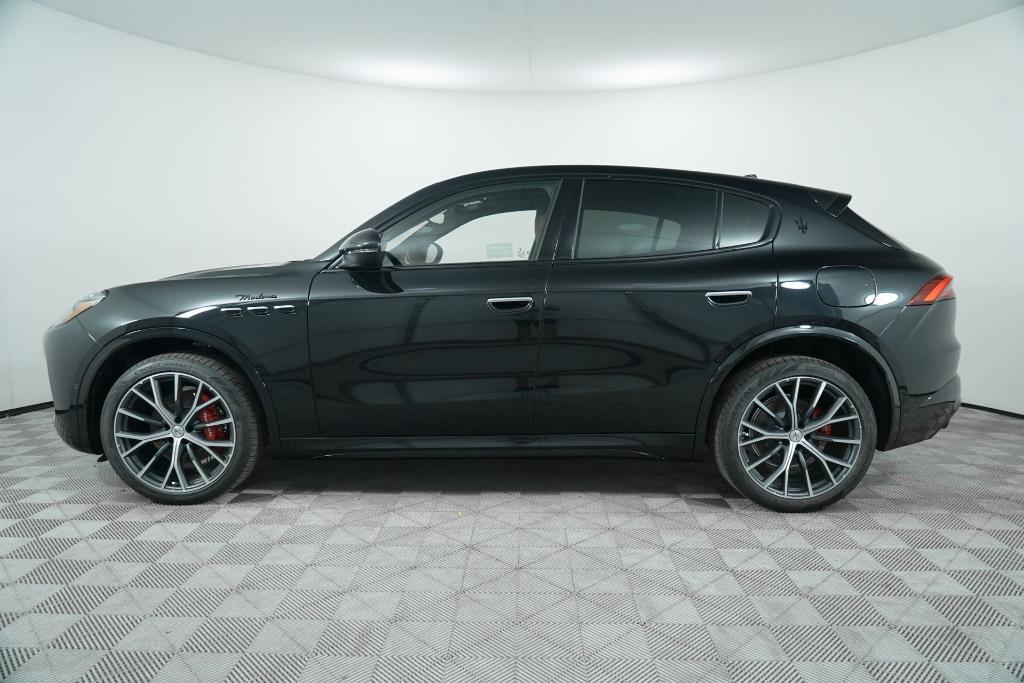 new 2024 Maserati Grecale car, priced at $78,920