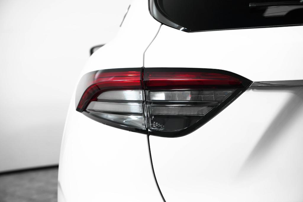 new 2024 Maserati Levante car, priced at $72,990