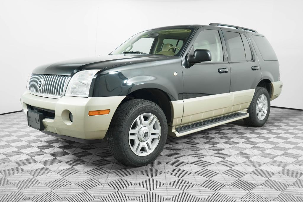 used 2004 Mercury Mountaineer car, priced at $8,800