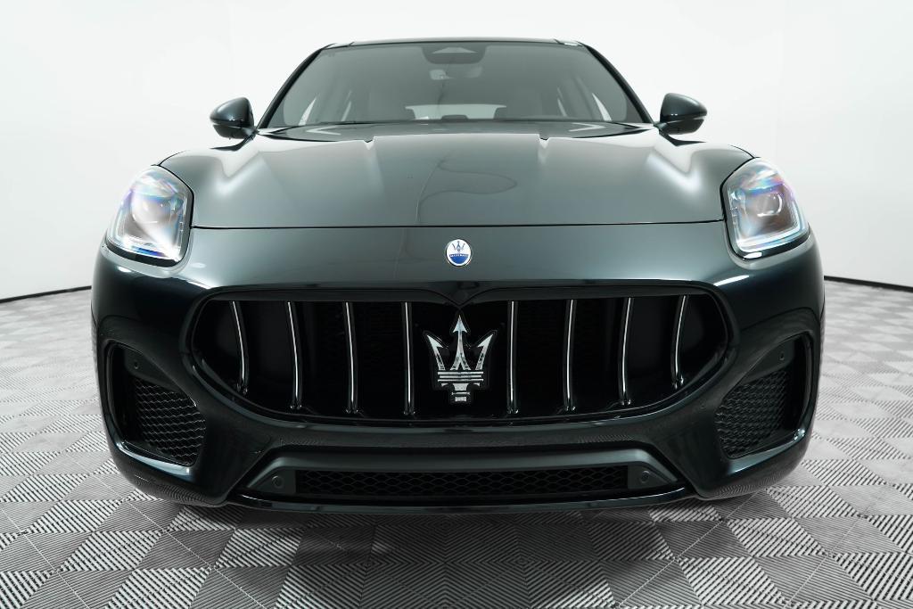 new 2025 Maserati Grecale car, priced at $85,995