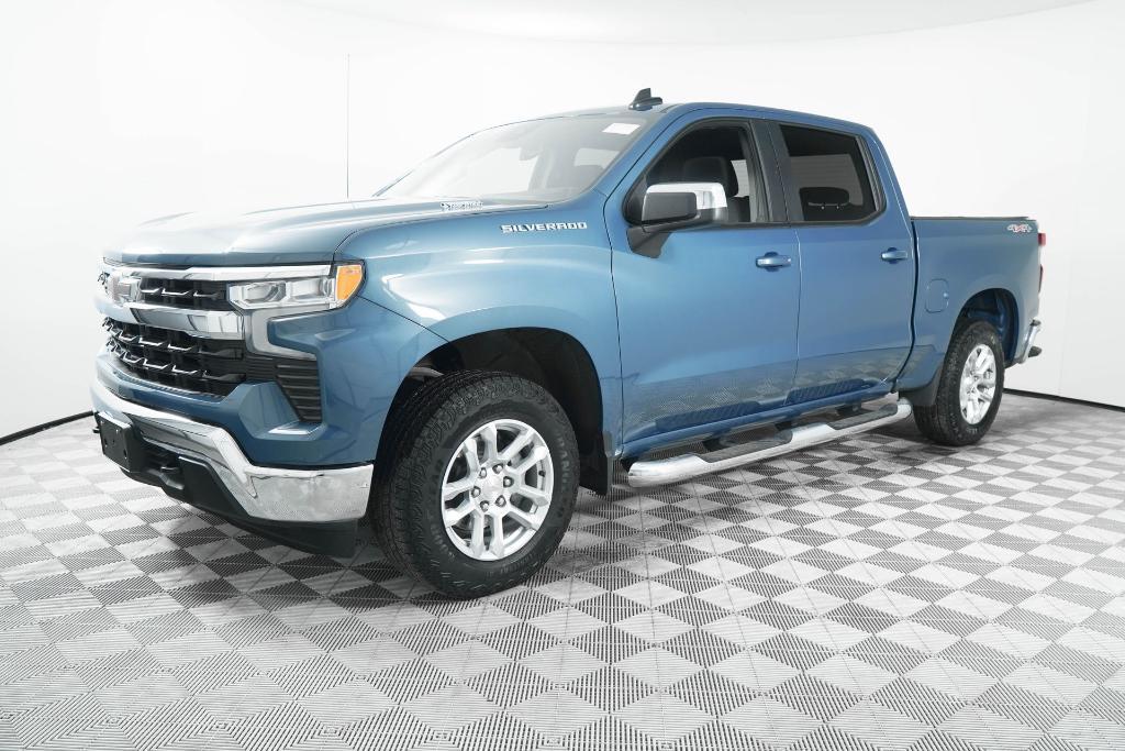 used 2024 Chevrolet Silverado 1500 car, priced at $41,990