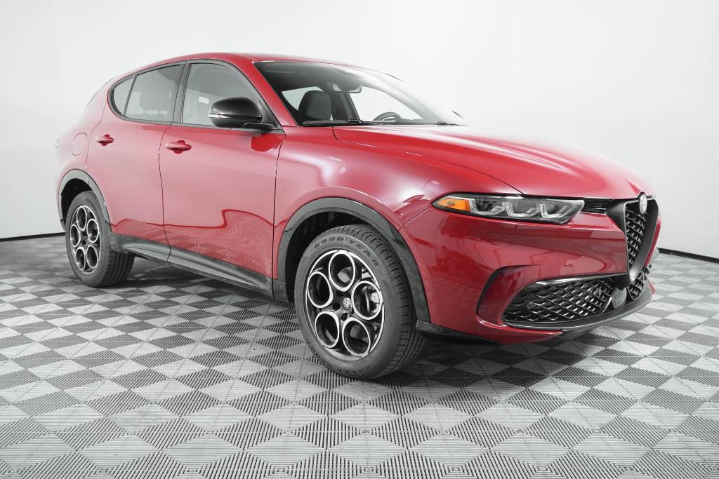 new 2025 Alfa Romeo Tonale car, priced at $39,225