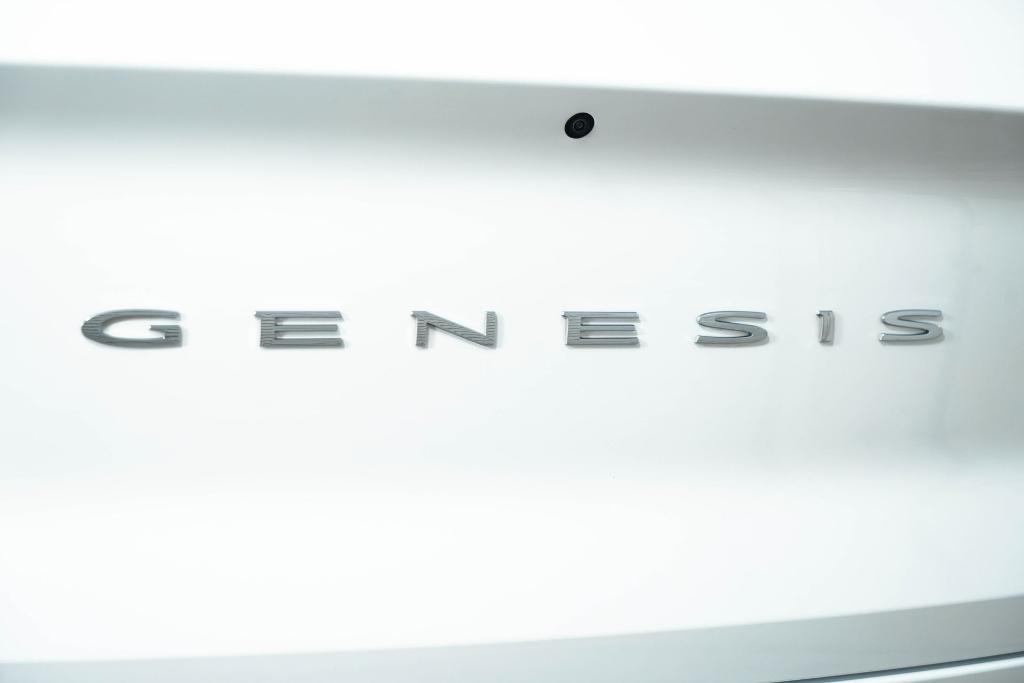 used 2021 Genesis GV80 car, priced at $42,500