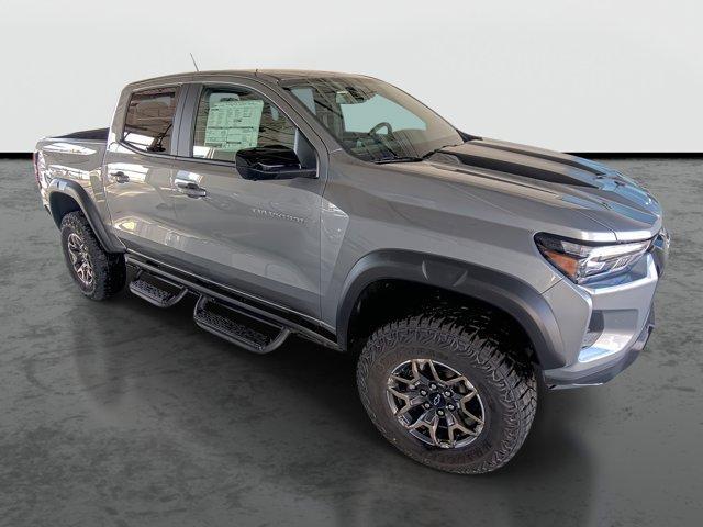 new 2025 Chevrolet Colorado car