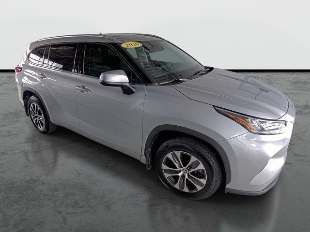 used 2020 Toyota Highlander car, priced at $33,990