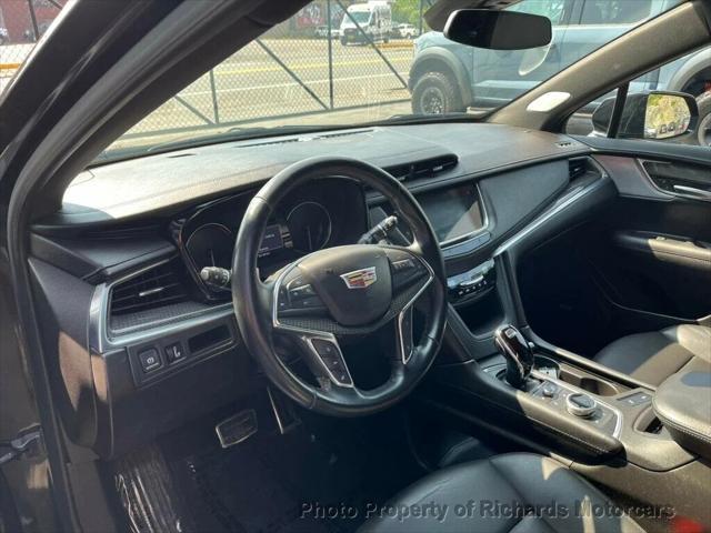 used 2023 Cadillac XT5 car, priced at $38,000