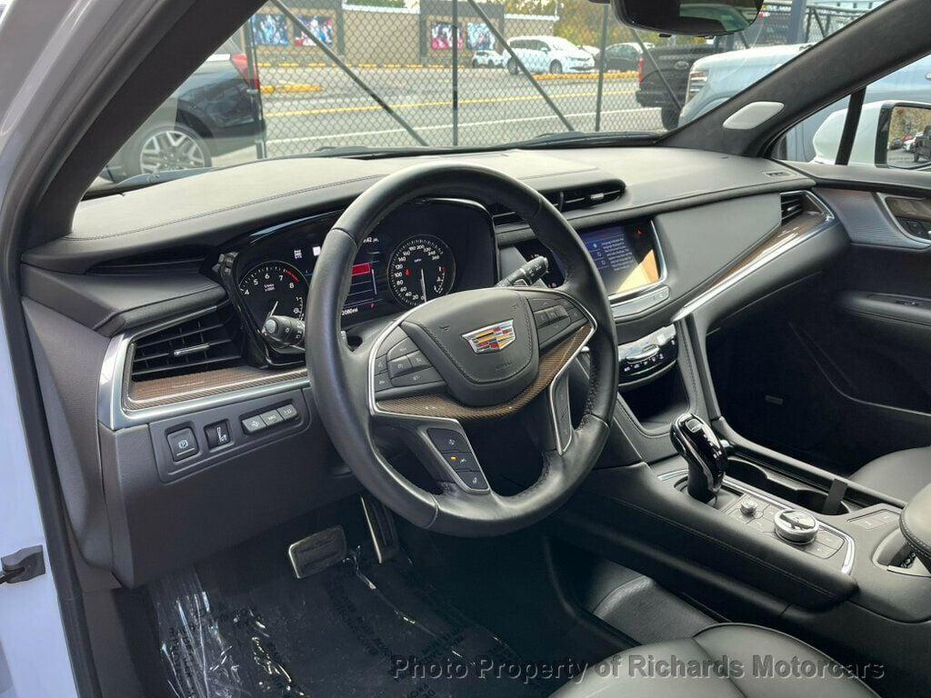 used 2024 Cadillac XT5 car, priced at $45,890