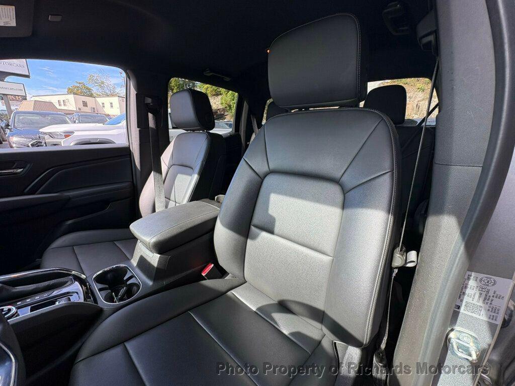 used 2023 GMC Canyon car, priced at $38,500