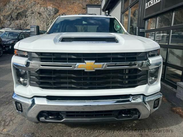 used 2024 Chevrolet Silverado 2500 car, priced at $52,000