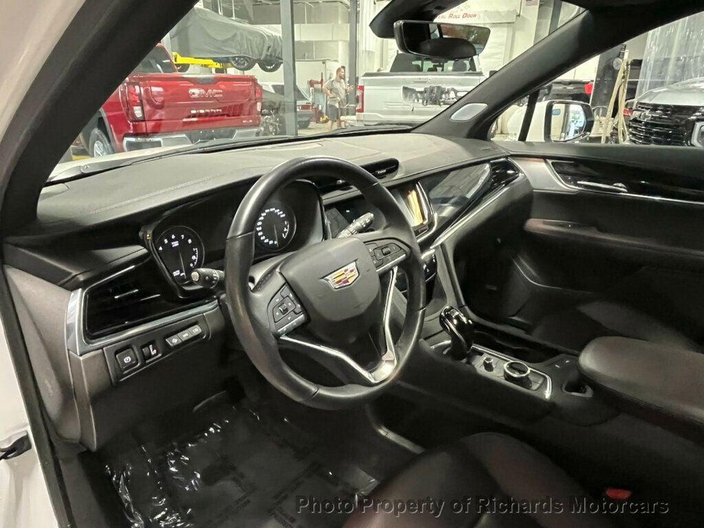 used 2023 Cadillac XT6 car, priced at $41,900