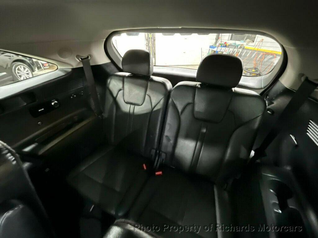 used 2021 Kia Sorento car, priced at $26,400