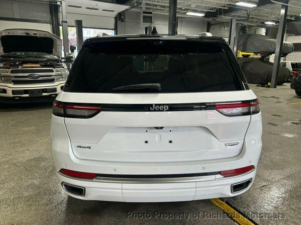 used 2022 Jeep Grand Cherokee car, priced at $41,500