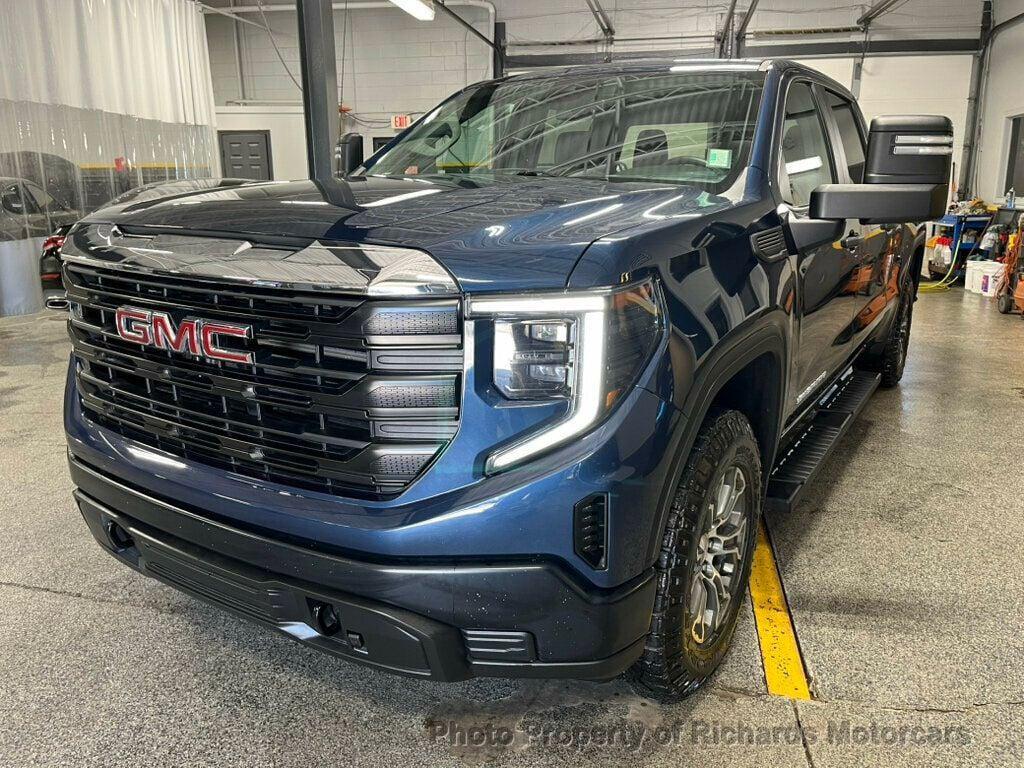 used 2022 GMC Sierra 1500 car, priced at $37,000