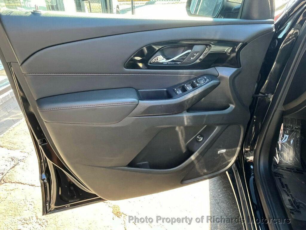 used 2024 Chevrolet Traverse car, priced at $40,500