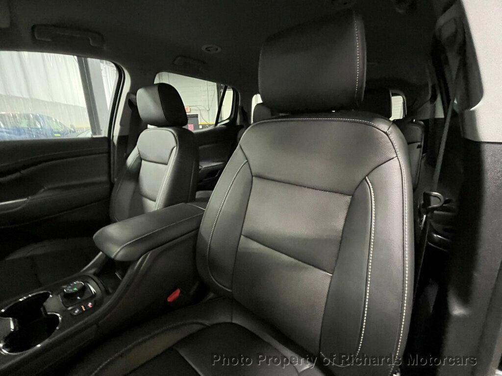 used 2023 GMC Acadia car, priced at $32,990