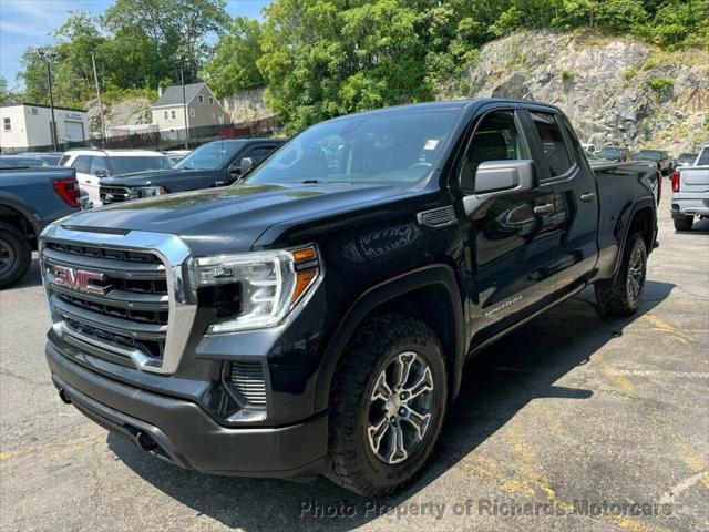 used 2022 GMC Sierra 1500 car, priced at $33,500